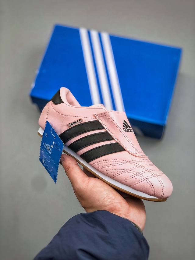 Adidas Taekwondo W 童鞋 跆拳道系列” 货号：Js1193 尺码：25-36