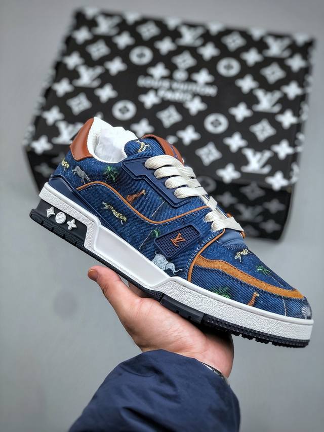 Ys纯原 广奢高端货Louisvuitton路易威登Lvtrainer 原楦原纸版开模，鞋型立体饱满 零毛边、零溢胶、零线头瑕疵 细节与原版一致区分市面通货 多