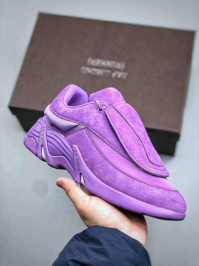 Raf Simons Cylon-21 潮流运动 圆头系带 低帮休闲鞋采用光滑皮革 网眼和绒面革制成 饰有橡胶细节 具有系带封口 圆头款式 织物衬里和带凸起徽标