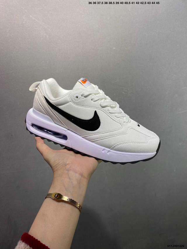 Nk Air Max Dawn 黎明系列低帮气垫百搭休闲运动慢跑鞋 采用柔软翻毛皮和透气梭织材料打造利落鞋面 中底和鞋跟融入现代感线条设计 兼具复古风格与时尚魅
