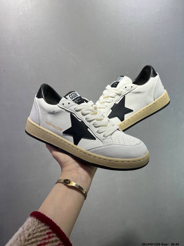 Golden Goose 圆头平底系带 低帮休闲鞋 官方新款 完美精细做工 代购指定版本 全手工打磨做旧 官网同步 多双正品拆解打版 鞋面原版定制牛皮 内里定制