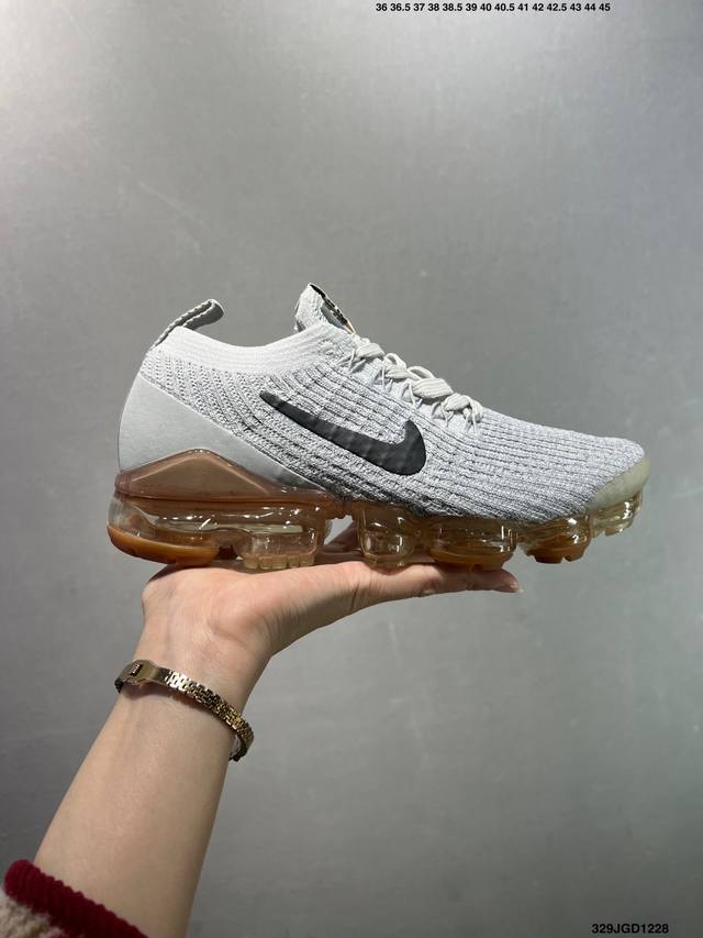 Nike Vapormax 2.0 舒适 低帮跑步鞋 男女同款 货号：Aj6910-103 Size：36 45半 Id：329Jgd1229