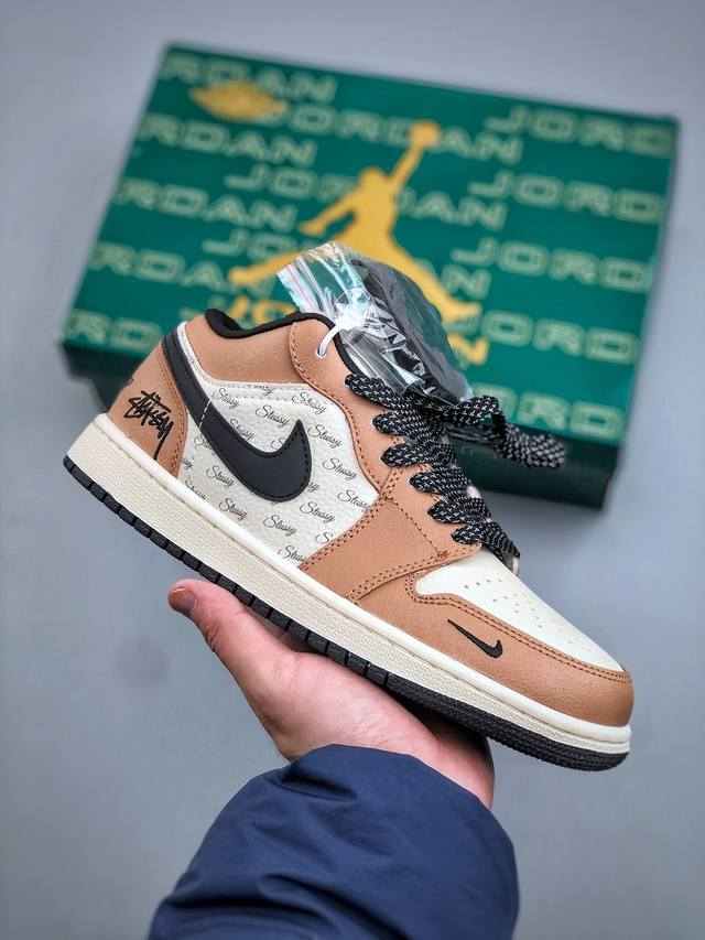 K Xc版 Air Jordan 1 Low Aj1 乔1斯图西联名 米棕黑 高端定制 低帮复古篮球鞋 Ll8888-003 #定制鞋盒 大厂纯原品质出货 超高