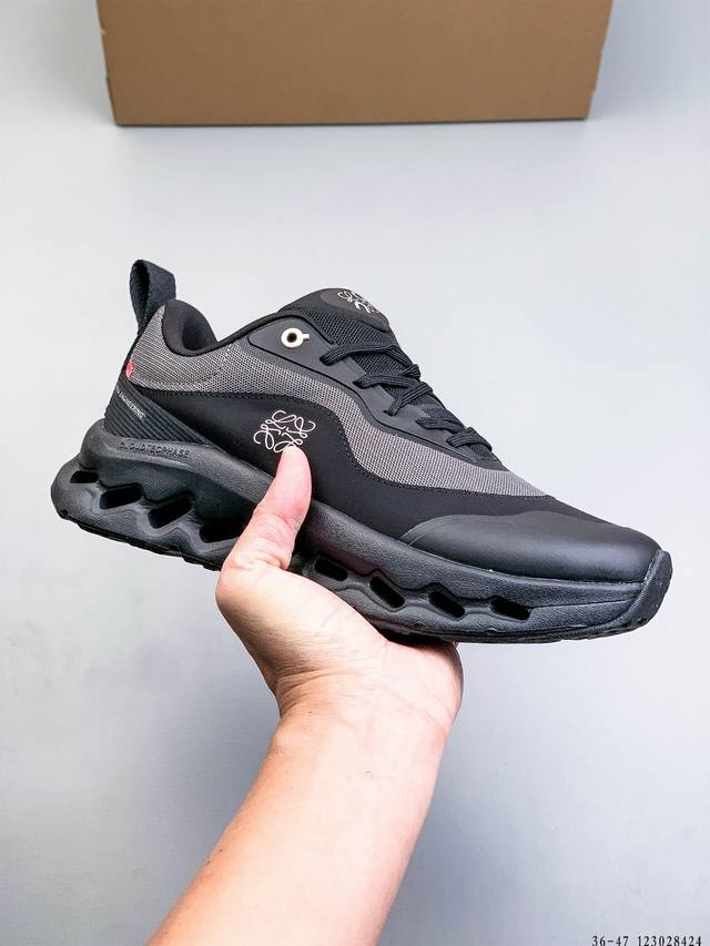 On 昂跑Cloudtilt 轻量跑步鞋 男女舒适缓震日常休闲运动鞋 1230284H24