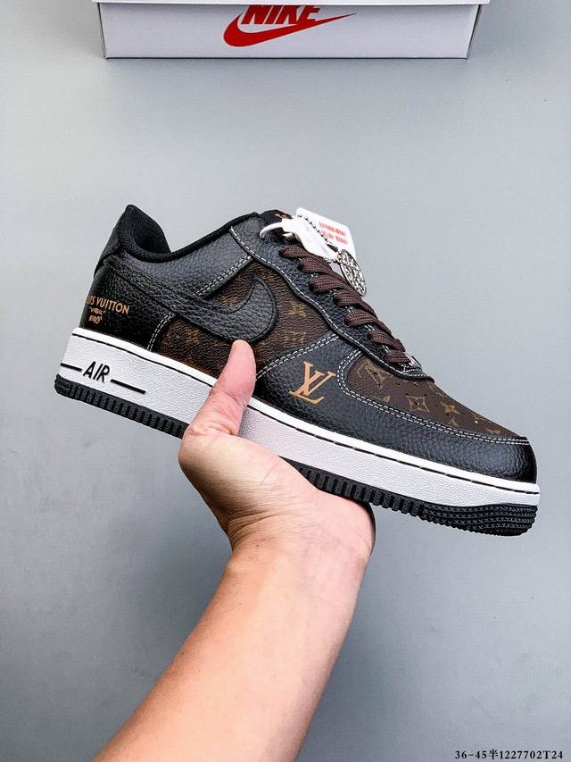 原楦数据纸版，采用硬质优质皮革鞋面材质，内置全掌Air Sole气垫。耐克 Nike Air Force 1 Low 空军一号低帮经典百搭休闲运动板鞋 1227