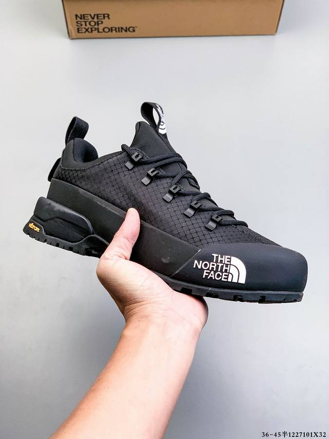 公司级！北面The North Face Glenclyffe 舒适百搭 织物耐磨 低帮跑步鞋 鞋面采用坚固耐磨的材质设计，配合Vibram大底，抓地力出色，爬