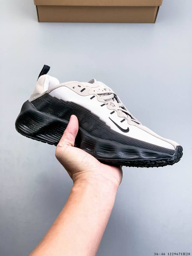 公司级！Hyein Seo X Nike Ava Rover Ava Rover 联名鞋 该鞋款采用流线型轮廓设计，鞋面结合 Tpu 网格支撑结构，中底搭载 R