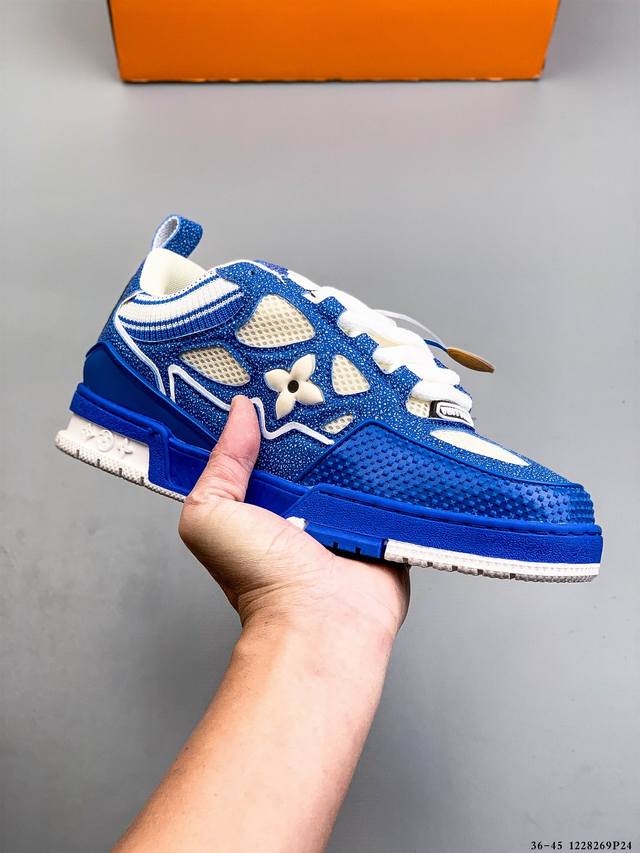 路易威登 Louis Vuitton Lv路易威登板鞋 乘风破浪的姐姐争先种草款,舒适透明底和百搭性霸屏整个时尚娱乐圈，正品1:1套楦复刻，细节调整完美主义！鞋