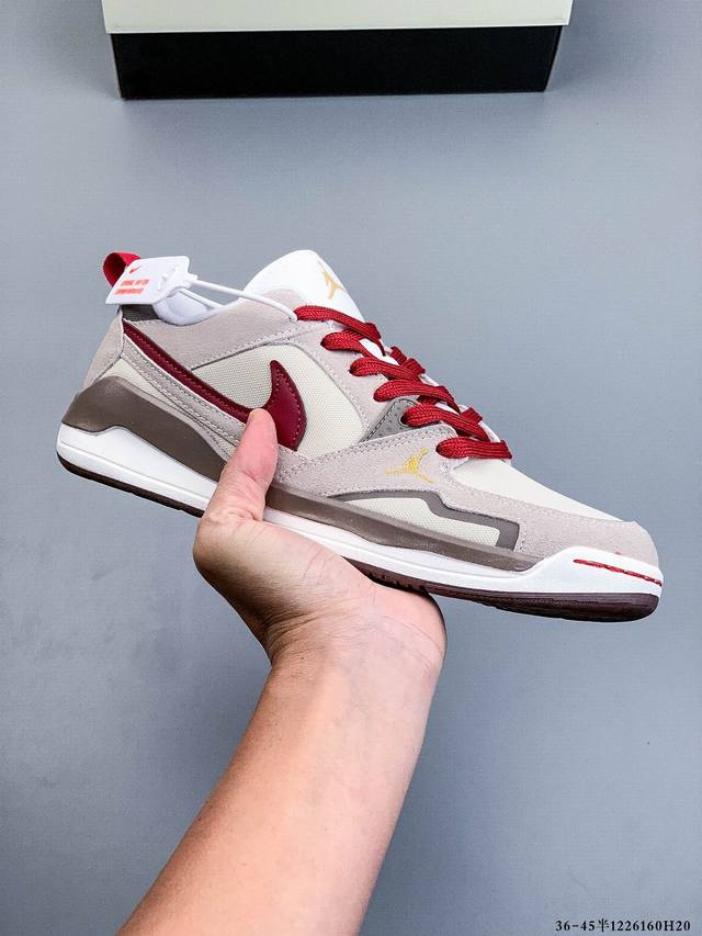 Nike Air Jordan Cmft Era 新款透气百搭休闲鞋 Jordan Cmft Era 聚焦于日常舒适体验，采用低帮轮廓，搭配网眼与麂皮材质鞋面，