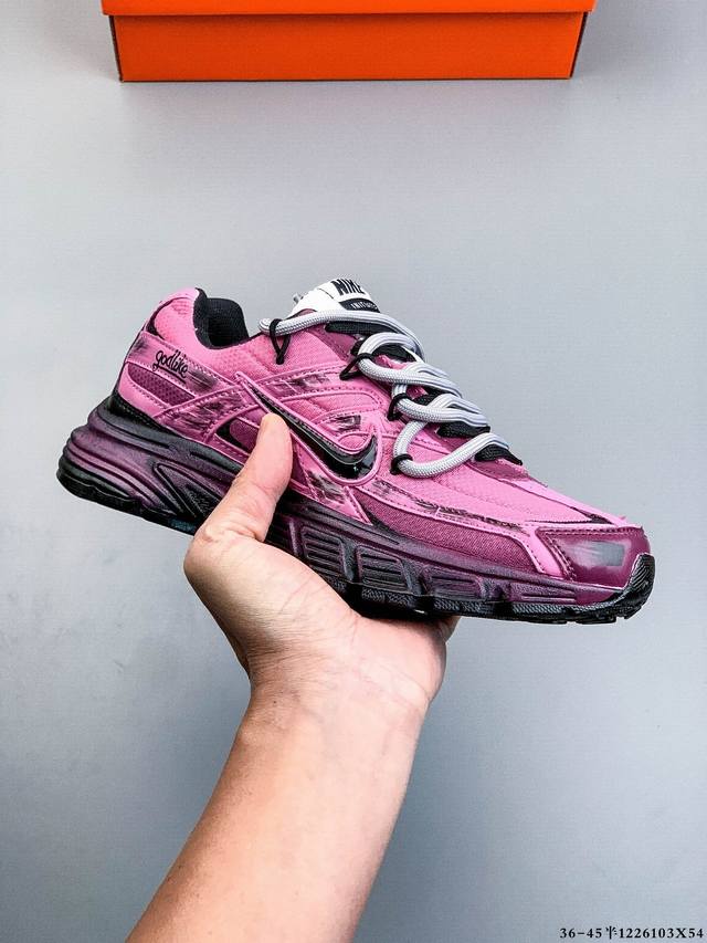 公司级 Nike Initiaor创始者系列复古休闲运动舒适跑鞋 采用透气网眼鞋面和支撑覆盖层，自然运动设计的phlyon中底用于缓冲，Brs 1,000碳橡胶