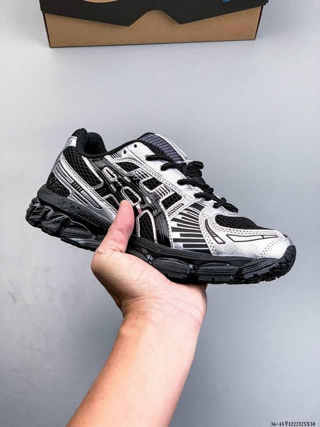 亚瑟士Kith X Asics Gel-Kayano 12.1低帮休闲跑步鞋，鞋款以K12作为基底，采用了Nimbus 17的鞋底单元，将缓震和稳定集合在一起，