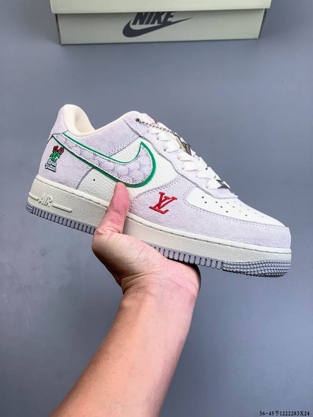 原楦数据纸版，采用硬质优质皮革鞋面材质，内置全掌Air Sole气垫。耐克 Nike Air Force 1 Low 空军一号低帮百搭休闲运动板鞋 122228