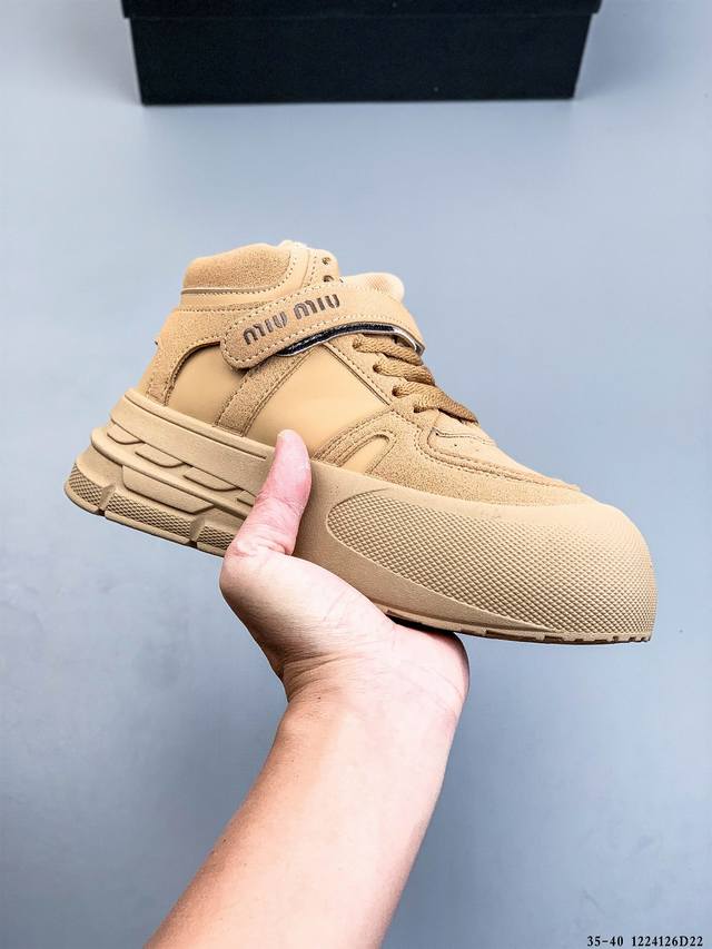 Miumiu 户外休闲时尚鞋 广东大厂出品 全新工艺升级 原盒原包装 1224126D22
