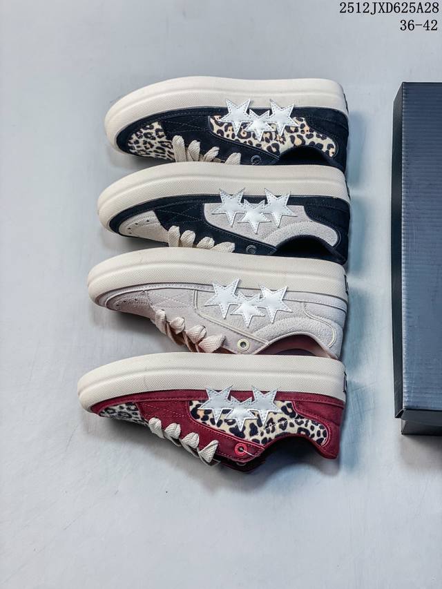 Amiri 骨头 原楦型开发纸版，采用进口丝绸头层皮革与头层磨砂小牛皮鞋面材质，抓绒布贴合注塑成型加厚缓震pu鞋垫，抽真空高密度pu中底组合原数据开发Tpu光泽