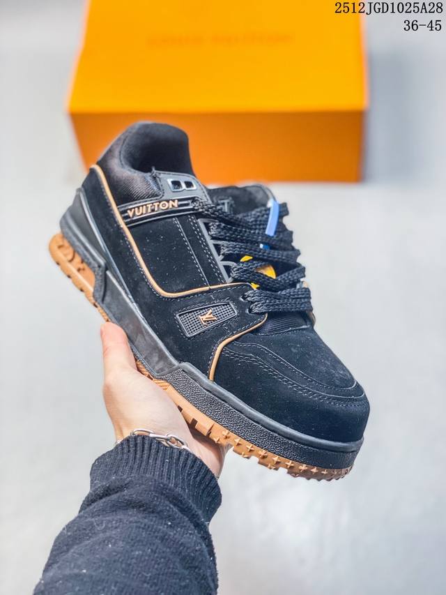 全新 Sneaker Lo 公司级路易威登板鞋 胖丁 经典款 官方一比一版本 新款 Lv Tyler X Louis Vuitton Trainer 帆布拼接皮