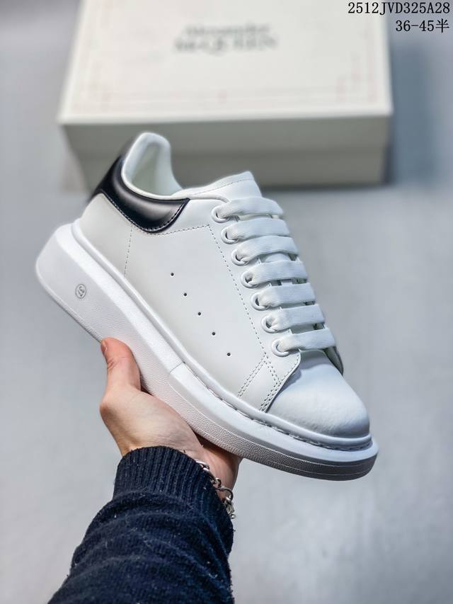 公司级意大利高奢品牌Alexander Mcqueen亚历山大 麦昆 Sole Leather Sneakers低帮时装厚底休闲运动小白鞋 Hlb3217012