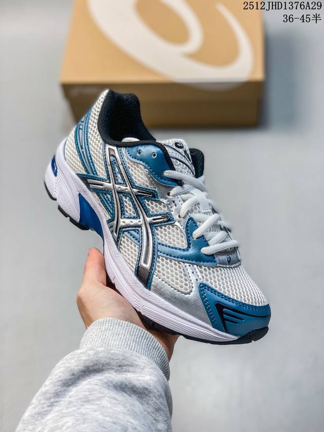 Asics 亚瑟士 新款情侣健步减震复古鞋Gel-1130 男女时尚透气运动潮流耐磨休闲鞋 。选用网眼与皮革相接，复古而富有层次感。网布搭配金属感线条，虎爪 L