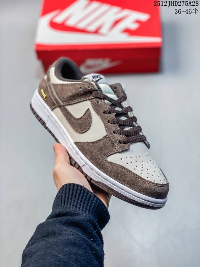 公司级真标带半码！ 耐克Nike Sb Dunk Low 条纹 复古低帮休闲运动滑板板鞋。采用脚感柔软舒适Zoomair气垫，有效吸收滑板等极限运动在落地时带来