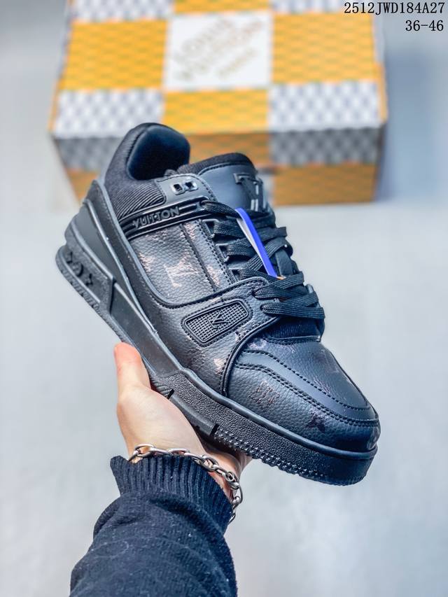 Louis Vuitton 路易威登 原装一致Tpr光泽组合鞋底，耐弯折滴塑支持片，鞋垫嵌入超软脚感乳胶材质驴的篮球鞋，Virgil Abloh亲自操刀设计全新