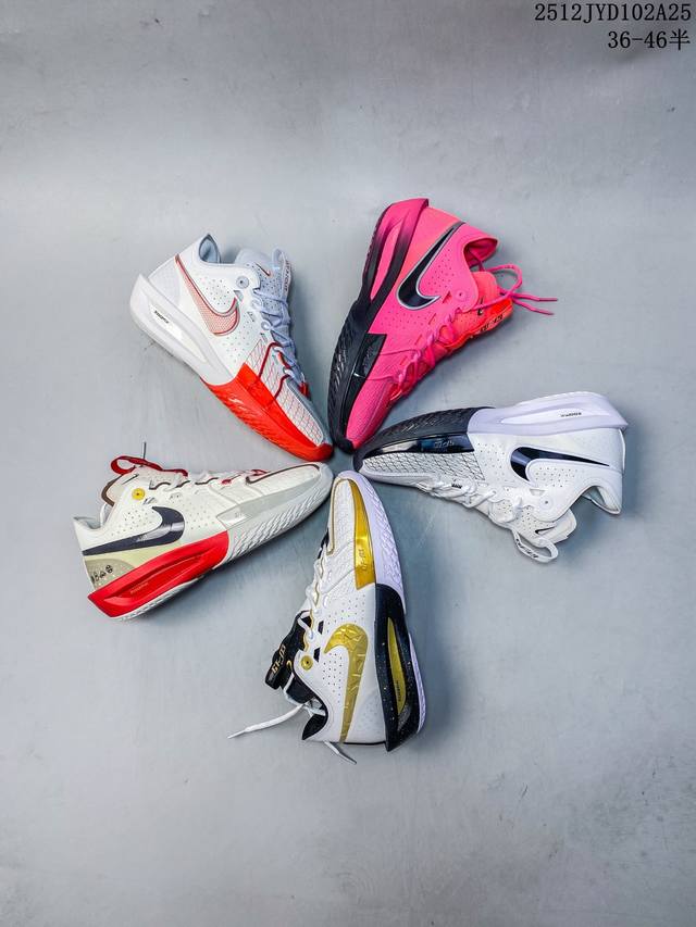 Nike 耐克 男女鞋半码制，升级原楦原纸版数据开发版型，采用轻薄麂皮Flywire飞线鞋面材质，中底搭载Zoomx 泡棉+后掌六角形Zoom真气垫+全掌Rea