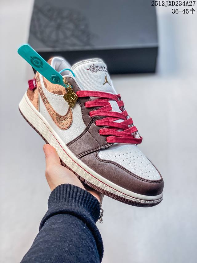 公司级Nike Air Jordan 1 马年限定 Cny新年款 耐克 舒适贴合低帮 复古篮球鞋 同步官方配色 升级原楦原档案数据开发纸版楦型 采用同源纳帕头层