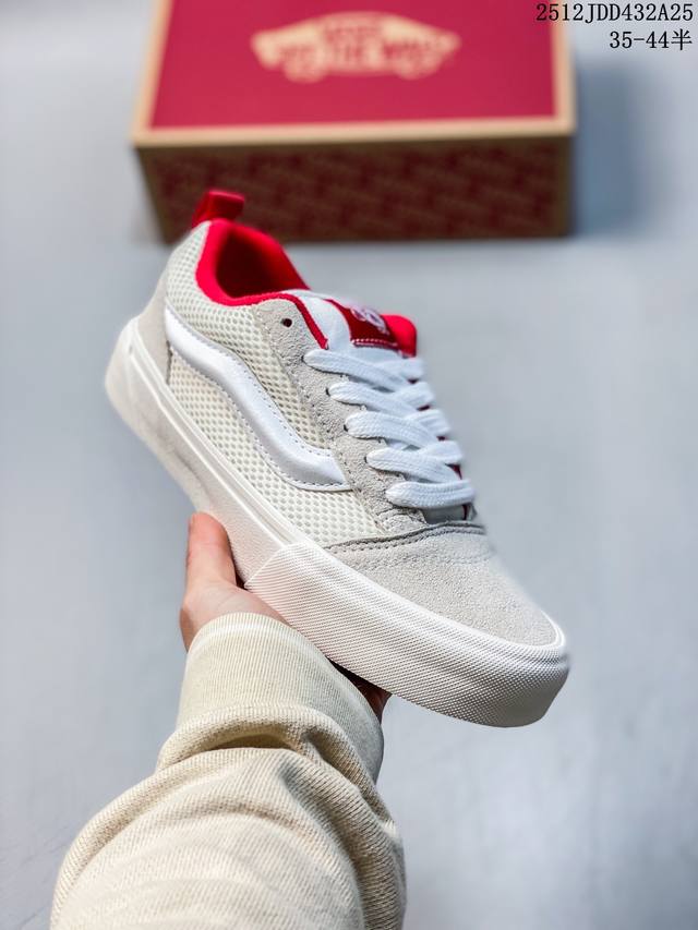 Vans Knu Skool 百搭休闲防滑减震低帮 板鞋男女同款 颜色：Vans面包米色内里红 货号：Vn000D22Yf9 尺码：35 36 36.5 37