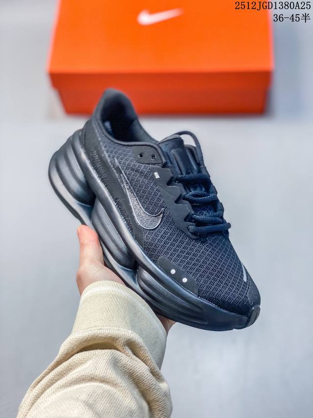 公司级Nike Comfort Ride Easyon Access 耐克 舒适贴合 透气支撑跑步鞋 货号:If4997-001 尺码:36 36.5 37.5