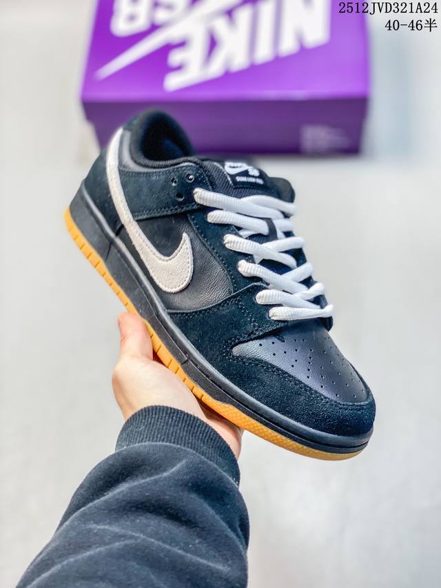 耐克 Nike Sb Dunk Low 马年限定 低帮休闲板鞋 Iq1118- 尺码：36 36.5 37.5 38 38.5 39 40 40.5 41 42