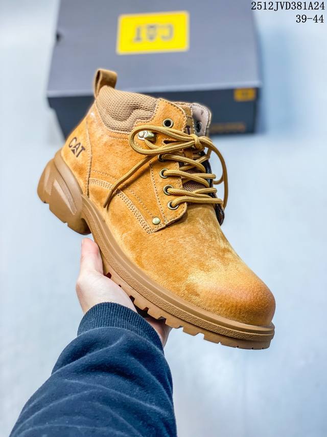 特价福利 Cat卡特 硬汉推土机品牌经典百搭户外休闲大黄靴系列 #广东大厂品质 秋冬新款 常年主打 时尚潮流搭配 面料釆用意大利进口磨砂牛皮 全鞋真牛皮材料 大