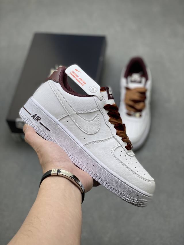 海外限量发售！公司级Nike Air Force 1 '07 Low 空军一号低帮 运动鞋 休闲鞋 折边针车 工艺难度大 原楦头原纸板 原装鞋盒 定制五金配件
