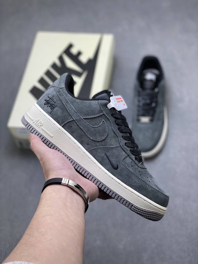 海外限量发售！公司级Nike Air Force 1 '07 Low 空军一号低帮 运动鞋 休闲鞋 折边针车 工艺难度大 原楦头原纸板 原装鞋盒 定制五金配件