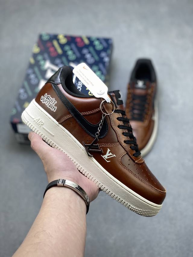 海外限量发售！公司级Nike Air Force 1 '07 Low 空军一号低帮 运动鞋 休闲鞋 折边针车 工艺难度大 原楦头原纸板 原装鞋盒 定制五金配件