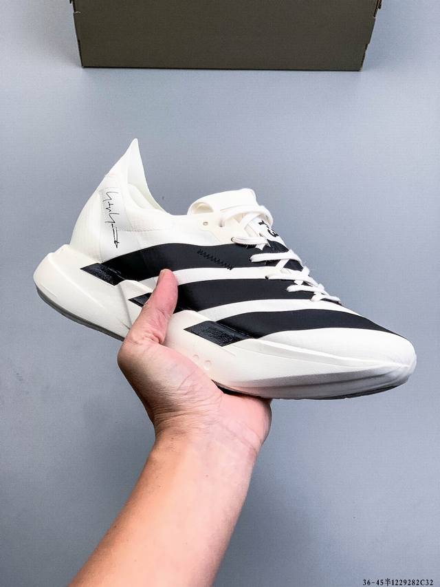 Y-3 Adidas Adizero Adios pro 4M 马拉松飞线贾卡轻质透气休闲运动跑步鞋 采用双层透气网纱 Flywire动态飞线绑缚鞋面材质 内置