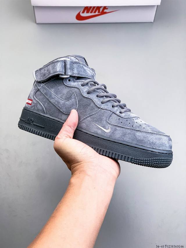 纯原版本！原楦数据纸版，采用硬质优质皮革鞋面材质，内置全掌Air Sole气垫。耐克 Nike Air Force 1 Mid 空军一号中帮百搭休闲运动板鞋 1