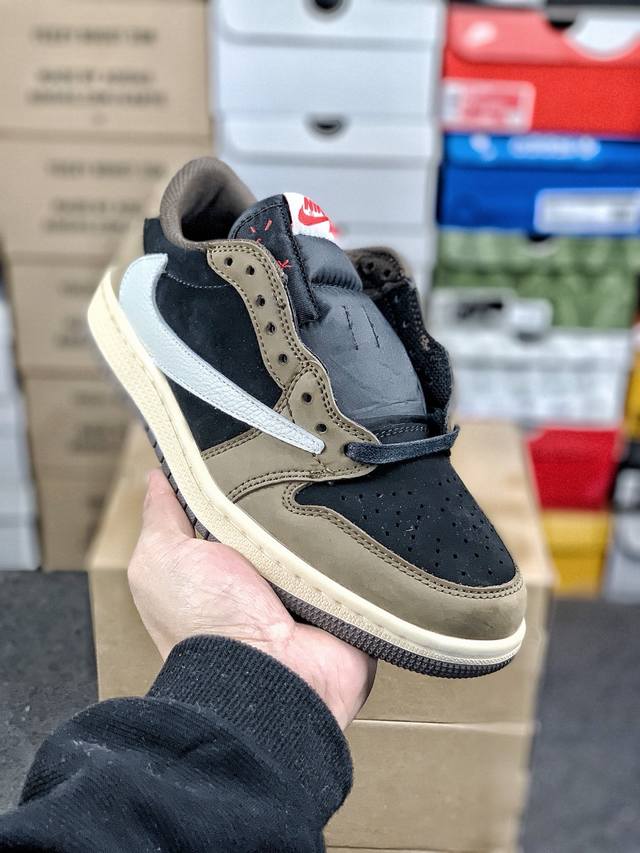 福利特价 #头层福利 Travis Scott X Jordan Air Jordan 1 Low 乔1 Aj1倒钩低帮百搭板鞋 货号：Cq4277-101 尺