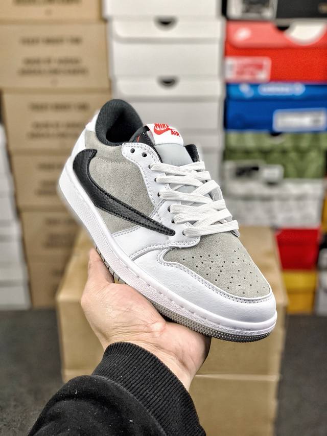 福利特价 #性价比福利 Travis Scott X Jordan Air Jordan 1 Low 乔1 Aj1倒钩低帮百搭板鞋 货号：Dm7866-163