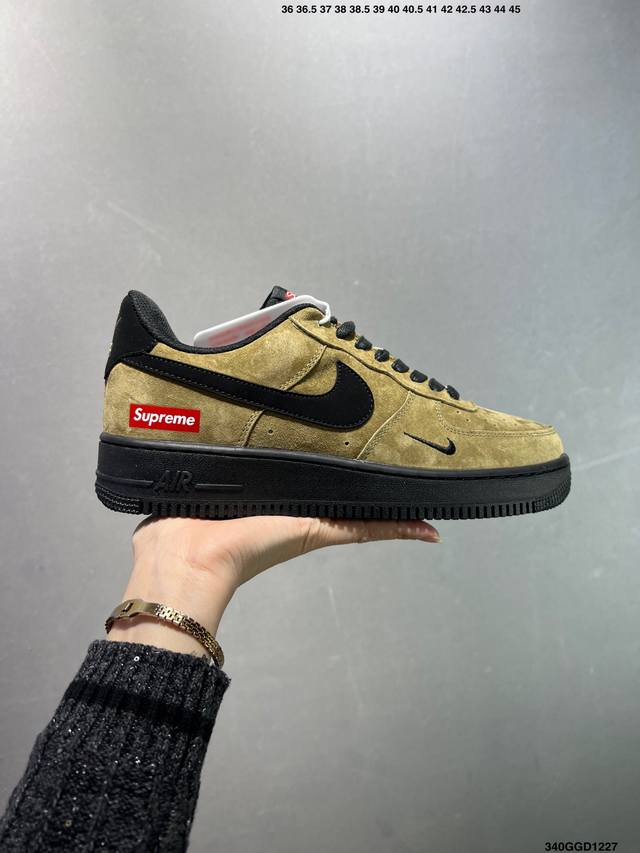 公司级Air Force 1 ‘07 Low 原楦头原纸板 打造纯正空军版型 #专注外贸渠道 全掌内置蜂窝气垫 #原盒配件 原厂中底钢印、拉帮完美 官方同步上架