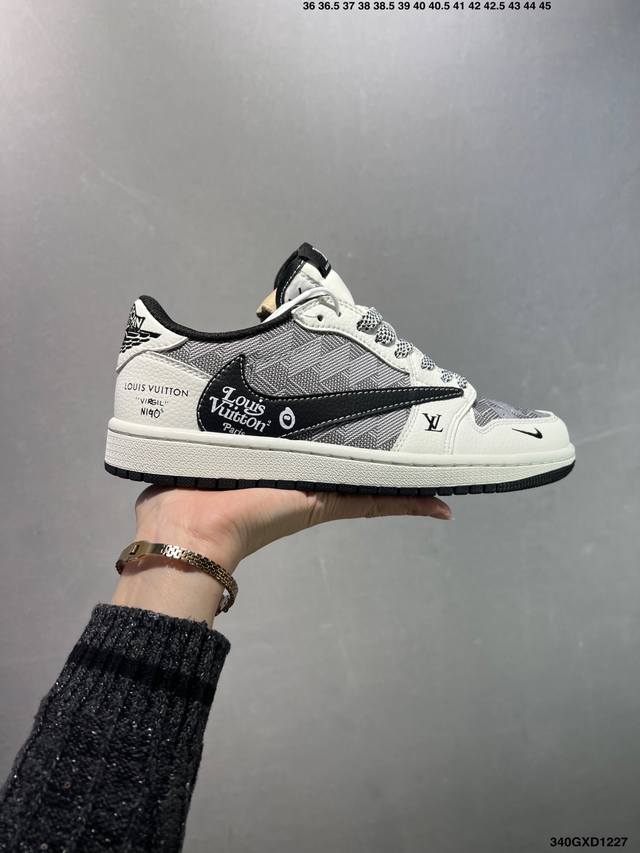 公司级Aj1倒勾Travis Scott X Air Jordan 1 ” Reverse Mocha “ Aj1乔1 Ts 闪电 联名倒钩 低帮文化篮球鞋 完