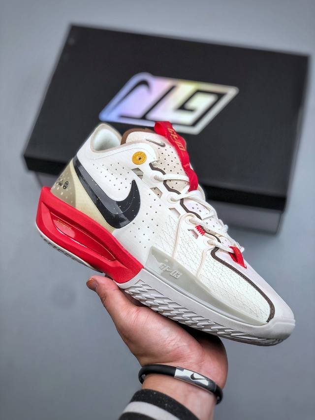 D版 Nike Air Zoom G.T.Cut 3 Er低帮实战篮球鞋 全掌React+Zoom Strobel+后跟Zoom 离地面更近的设计提供更快的反应