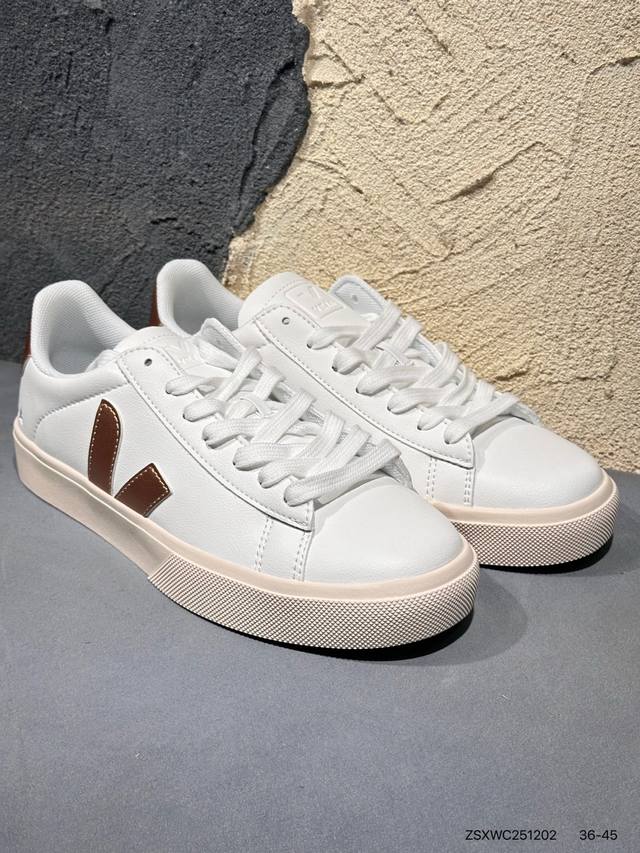 新品上市实拍 街拍频繁上镜 法国国民V字经典小白板鞋Veja男女士Esplar休闲鞋轻便耐磨经典小板鞋 不撞款的小白鞋｜法国小众品牌Veja，增高于有形，Vej