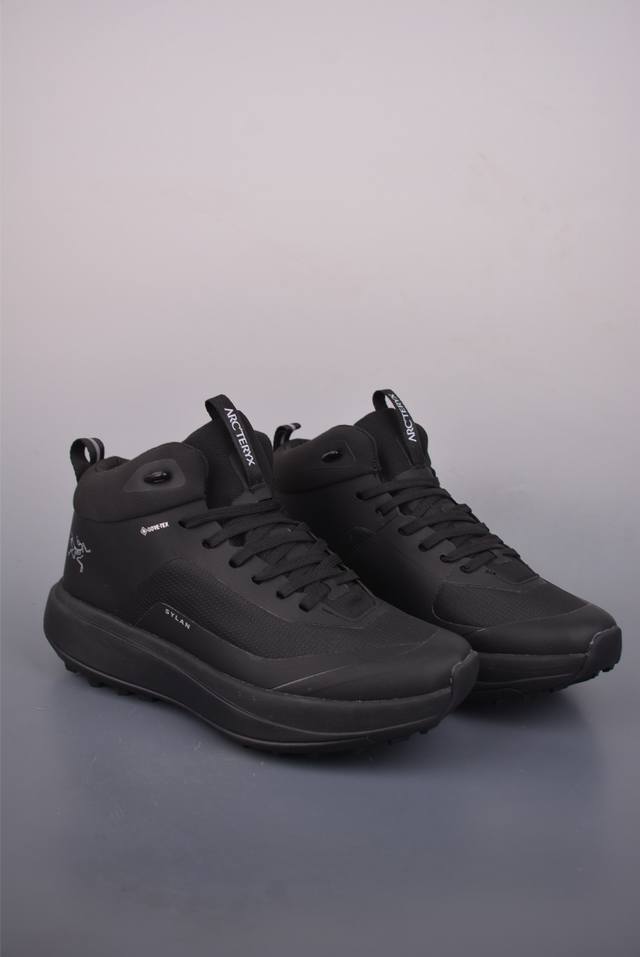 始祖鸟 Arc'teryx Sylan Gtx Mid 快速防水系列增高越野徒步户外运动慢跑鞋高帮 加绒版本 男鞋原楦原纸版开发版型 采用一体成型热熔网织鞋面材