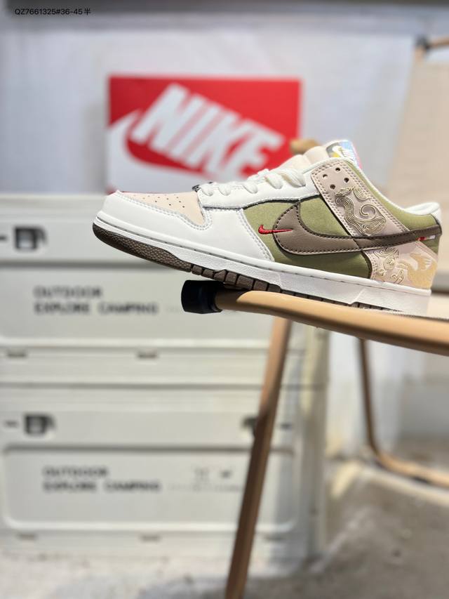 马年限定 耐克Nike Dunk Low 板鞋Sb系列经典百搭休闲运动板鞋加厚鞋舌的填充，使舒适性大大提升，同时也更方便穿脱中底部分则加入了脚感柔软舒适Zoom