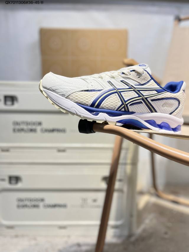 Asics Gel-Nimbus 10.1亚瑟士经典跑鞋 如今机能风和户外风吹得正劲，便是主打“Urban Outdoor机能越野风格”，城市和户外场景都能轻松