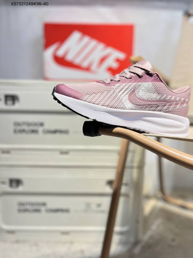 福利特价Nike耐克官方Defy Run 1 训练鞋透气缓震健身运动鞋 织物网面透气鞋面耐久設計，柔軟緩震系統，讓你舒適完成健身，輕鬆日理萬機。透氣設計，讓雙足