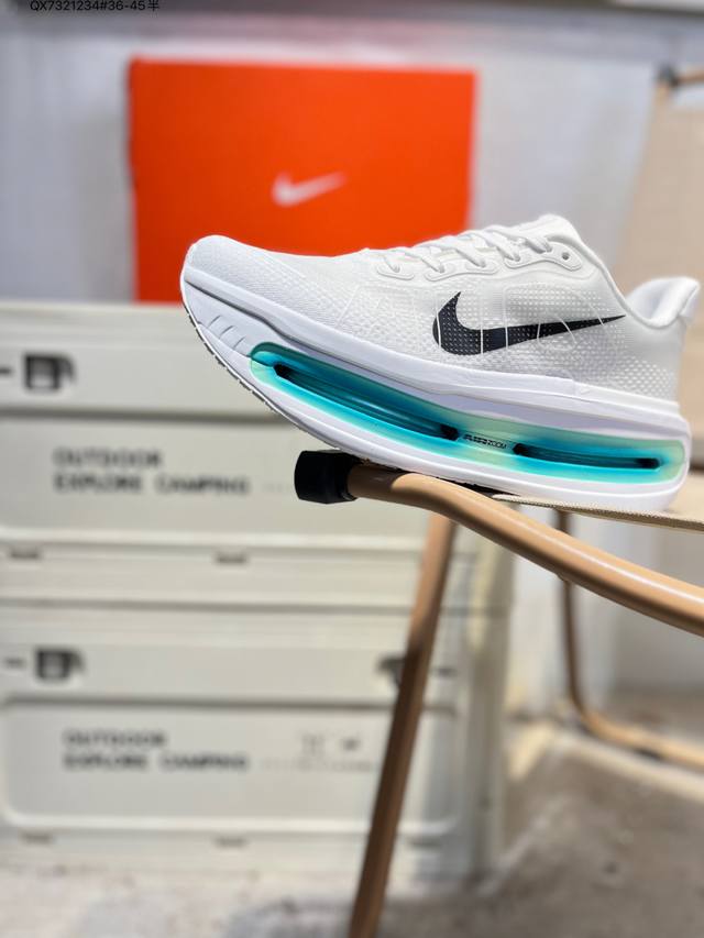 Nike Vomero premium Air气垫40周年 舒适百搭防滑耐磨 支撑缓震低帮 休闲跑步鞋 时尚外观和运动美学 结合泡棉缓震配置 复古设计风格 泡棉