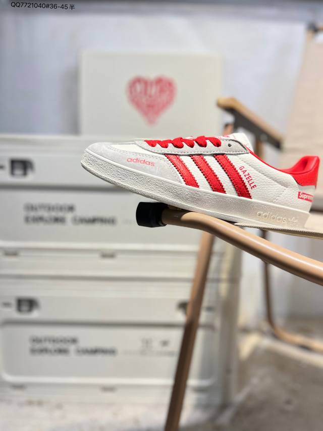 纯原福利特价#内嵌环保海玻璃鞋垫#外置防滑耐磨Rb橡胶大底复古设计与现代简约的融合，再度携手洛杉矶时尚生活品牌 Sporty & Rich X Adidas O