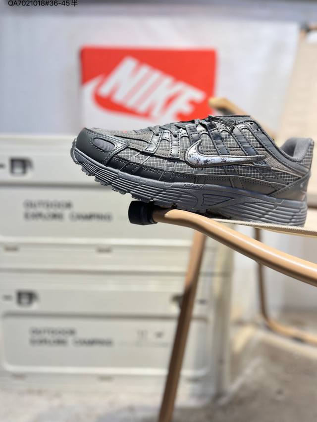 耐克 Nike p-6000 Laser Blue 复古科技个性运动老爹鞋。该鞋款鞋面采用纵横交错的覆面，重现 2000 年代跑鞋风格，同时搭配缓震鞋垫，带来舒