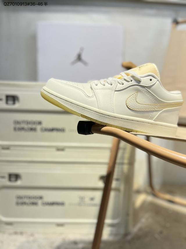 公司级头层皮乔丹Air Jordan 1 Low Aj1低帮系列篮球鞋 官方同步配色 原装级产物 #拒绝公底 立体鞋型 细节完美 高清洁度Hv5157 Qz70