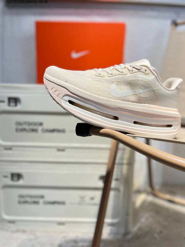 Nike Vomero premium Air气垫40周年 舒适百搭防滑耐磨 支撑缓震低帮 休闲跑步鞋 时尚外观和运动美学 结合泡棉缓震配置 复古设计风格 泡棉