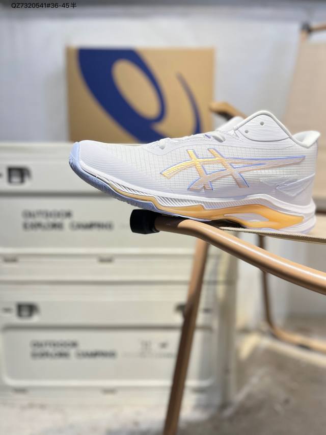 Asics Netburner Ballistic Ff 4亚瑟士经典跑鞋 如今机能风和户外风吹得正劲，便是主打“Urban Outdoor机能越野风格”，城市